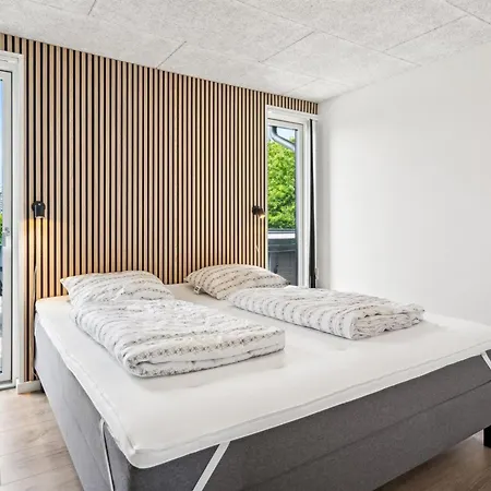 Nyaraló Danika - 650m From The Sea By Interhome *